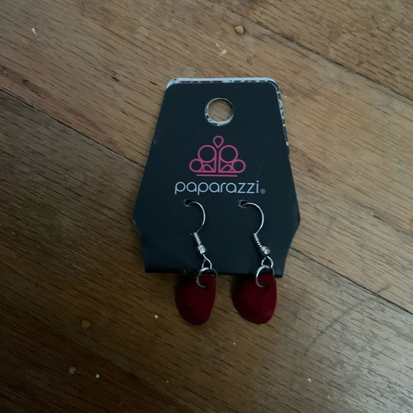 paparazzi Jewelry - Paparazzi Bold Red Teardrop Earrings